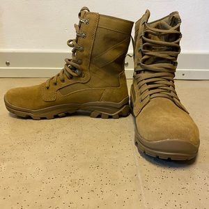 GARMONT T8 Extreme Boots. Coyote Tan. Brand New Without Box.